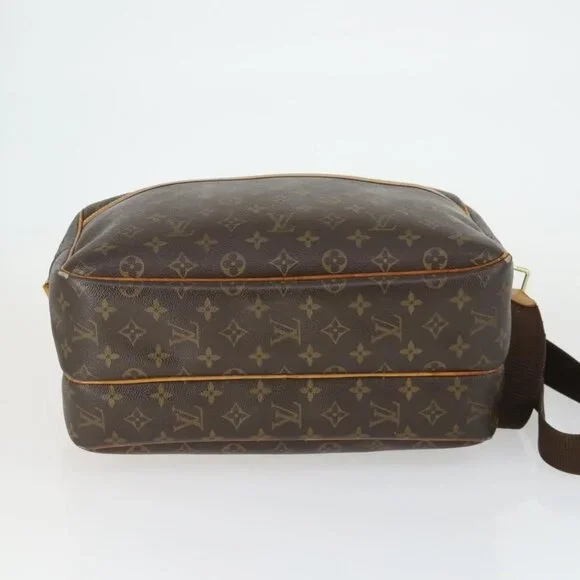 Authentic LOUIS VUITTON Monogram Reporter GM Shoulder Bag M45252 LV